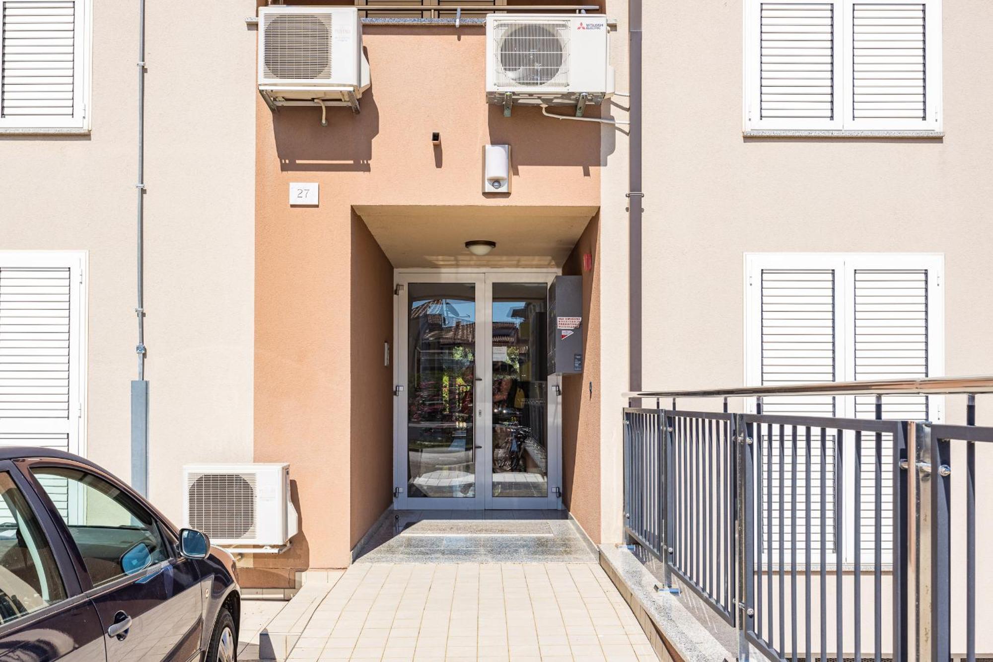 Feniks Fazana Apartman ภายนอก รูปภาพ